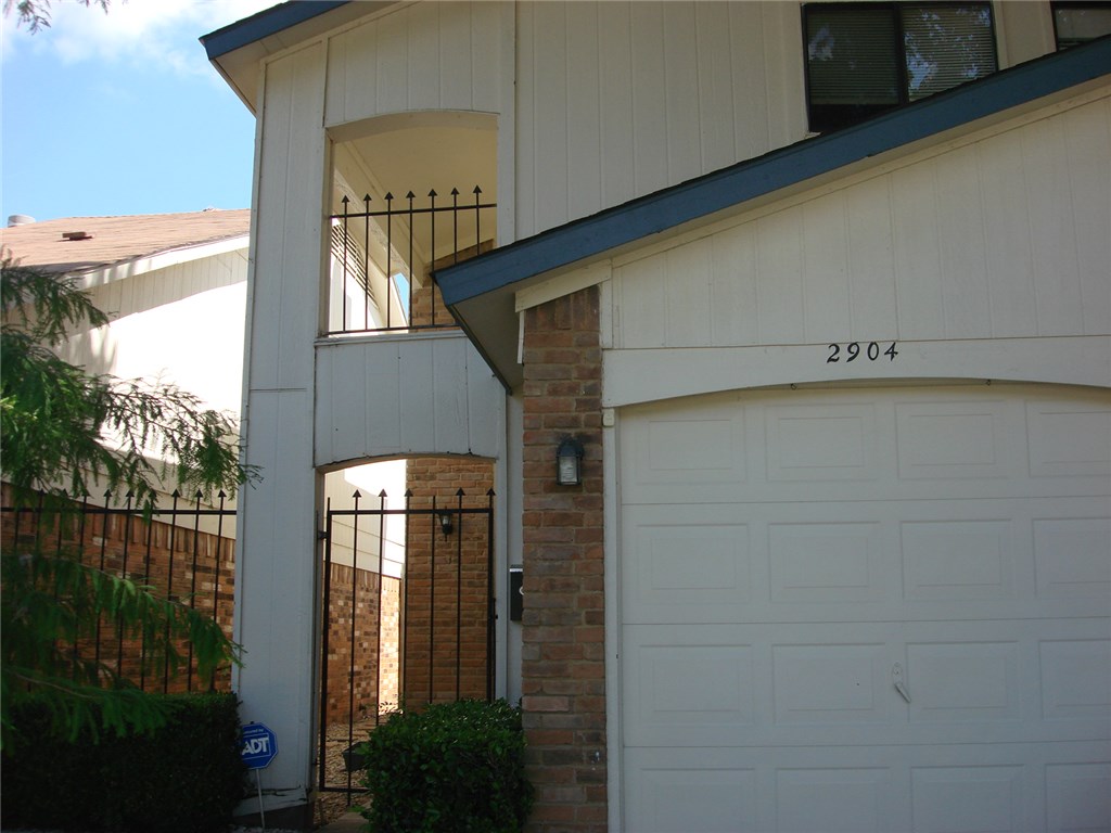 2904 Southern Cross Drive Garland TX 75044