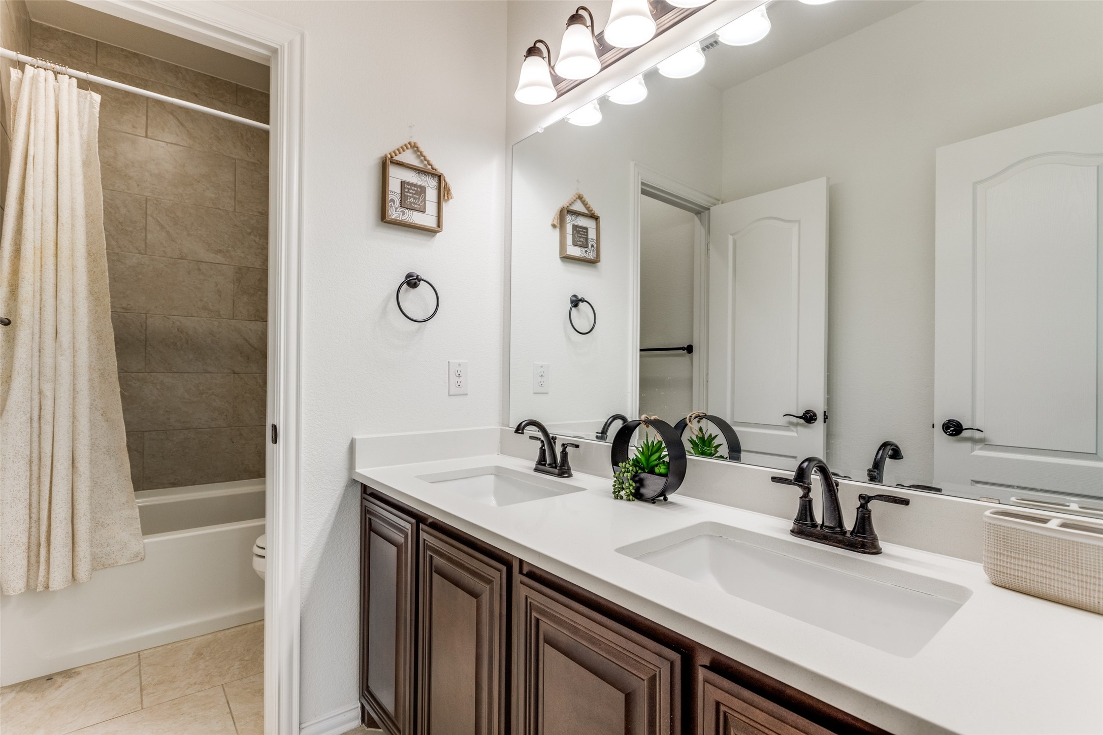 1708 Benny Lane Little Elm TX 75068