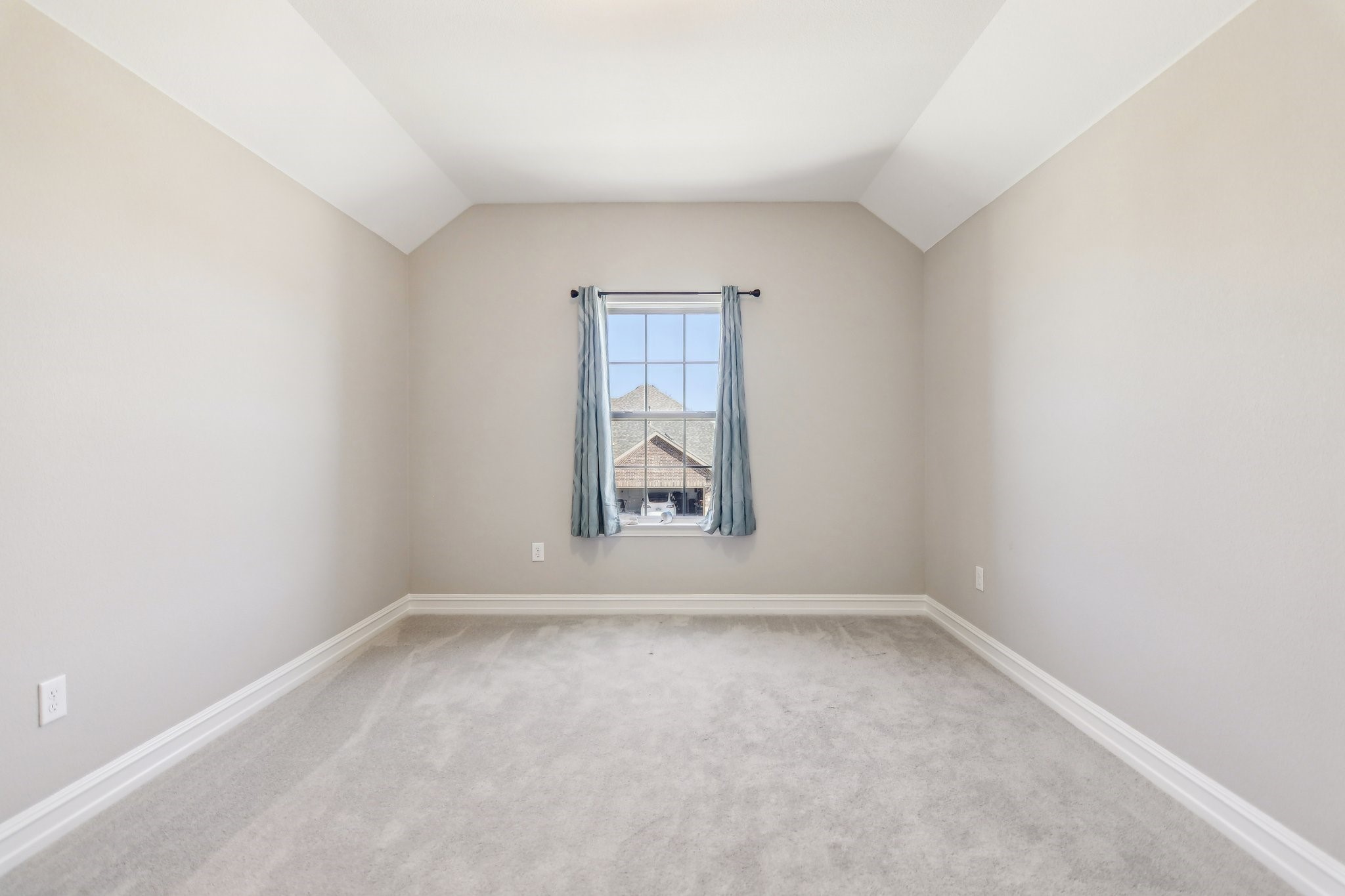 1512 Quentin Drive Aubrey TX 76227