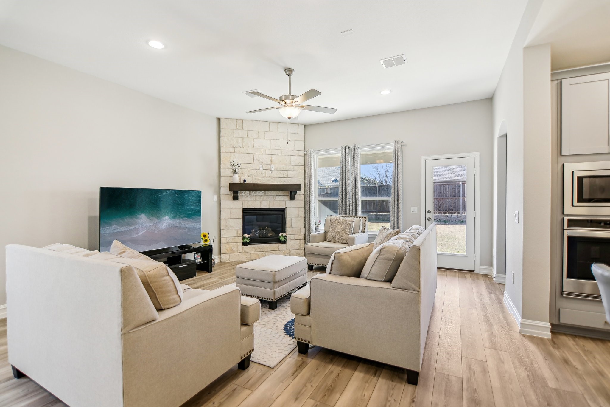 1512 Quentin Drive Aubrey TX 76227