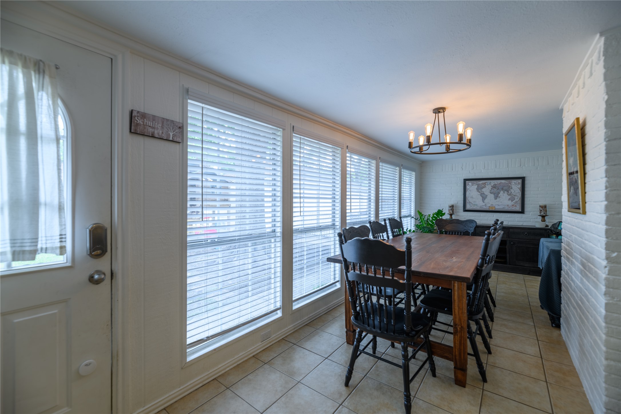 109 N Lois Lane Richardson TX 75081