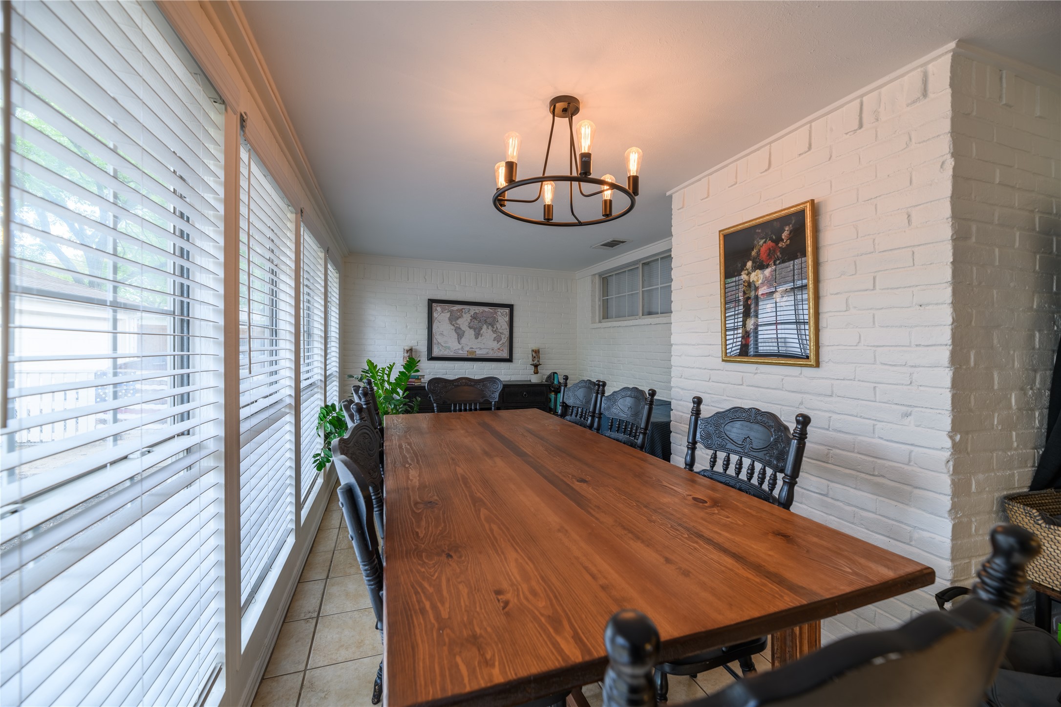 109 N Lois Lane Richardson TX 75081
