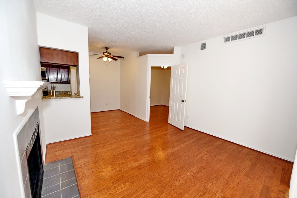 3701 Cedarplaza Lane Dallas TX 75209