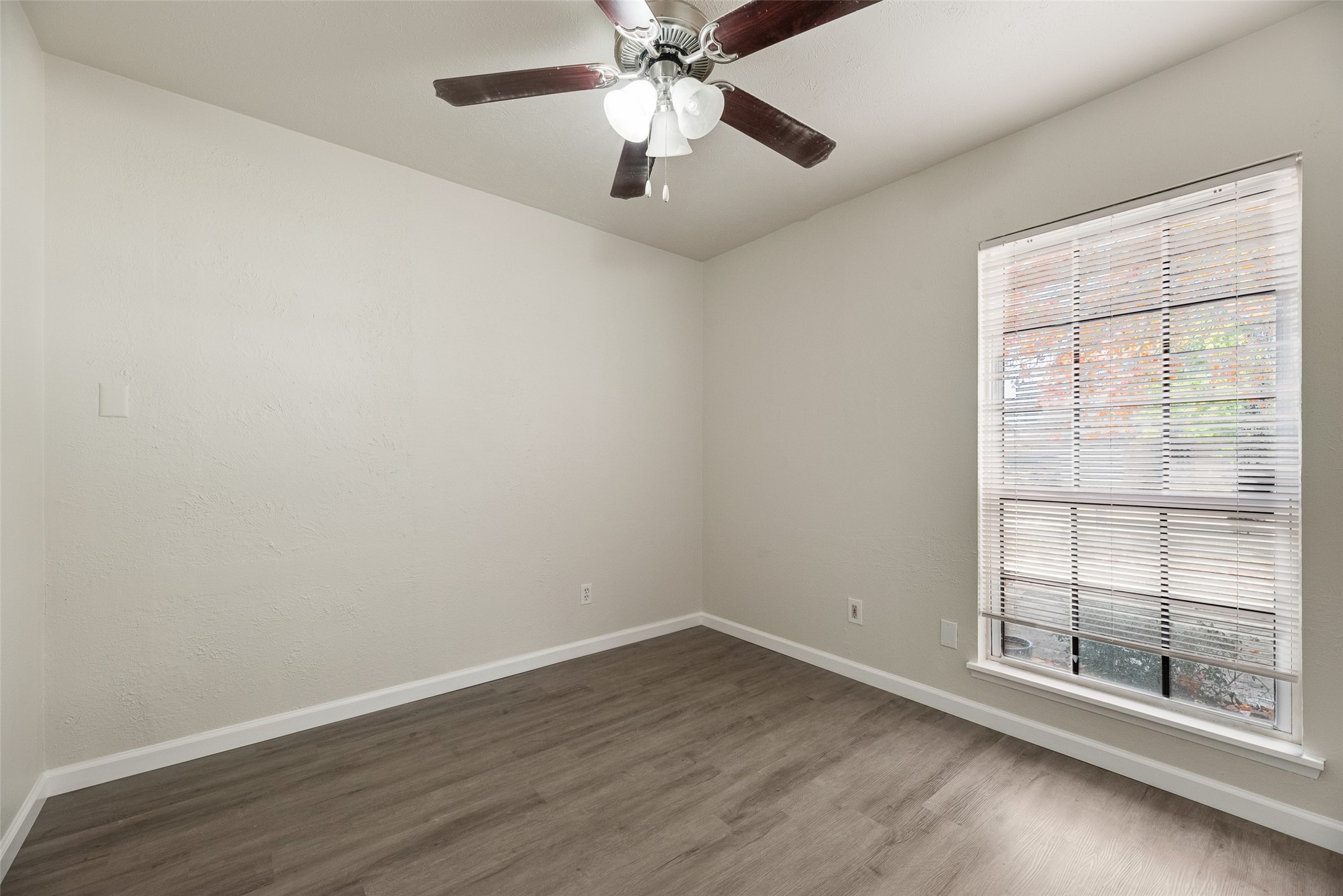 5612 Pearce Street The Colony TX 75056
