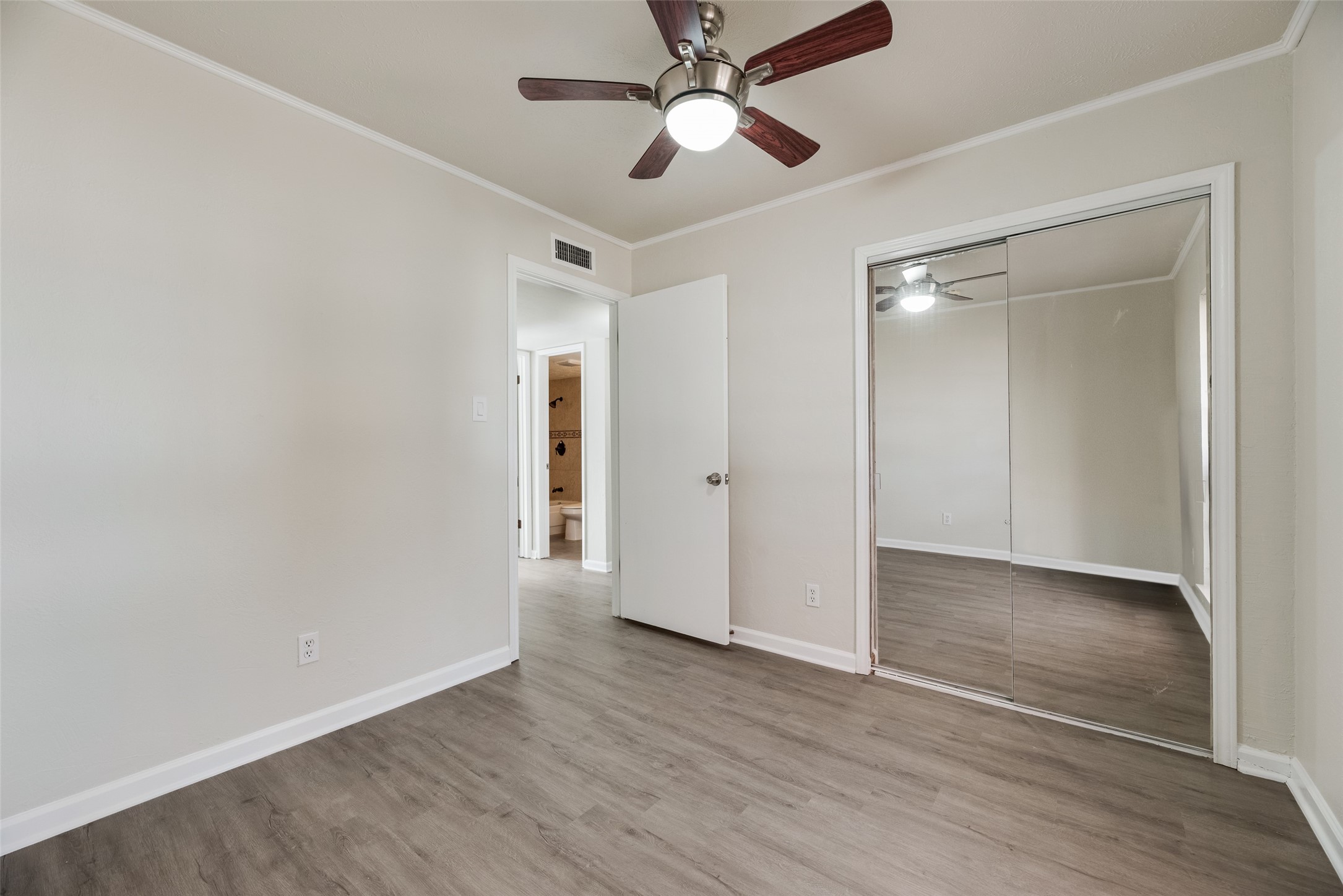 5612 Pearce Street The Colony TX 75056