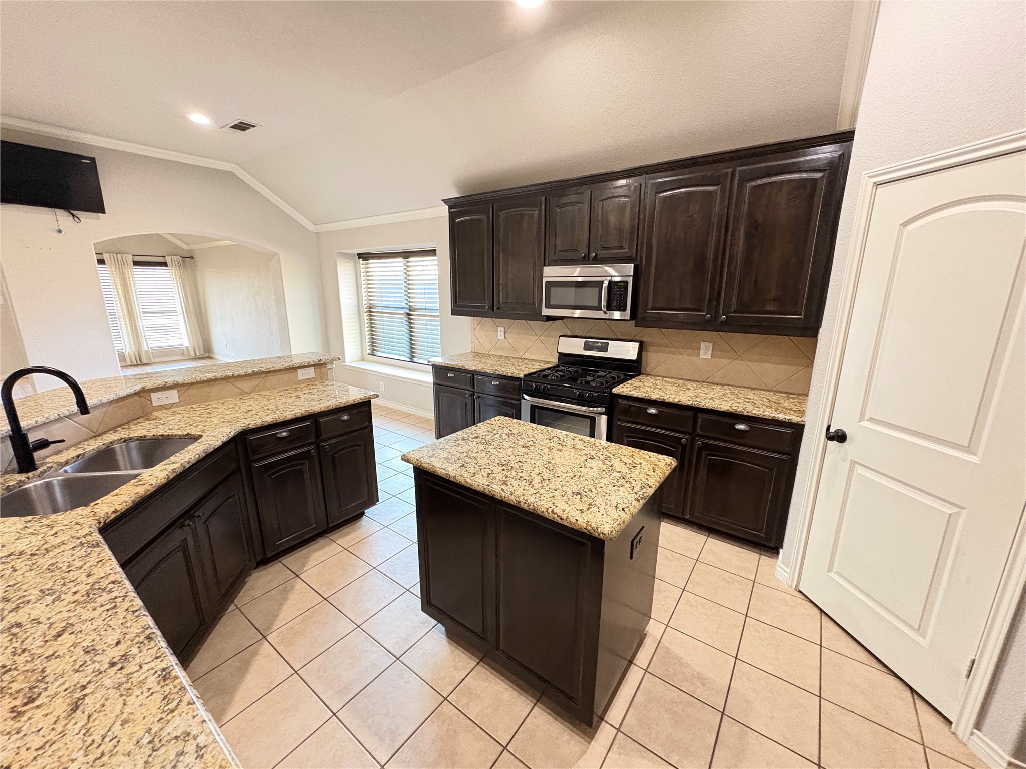 5900 Shiner Drive Fort Worth TX 76179