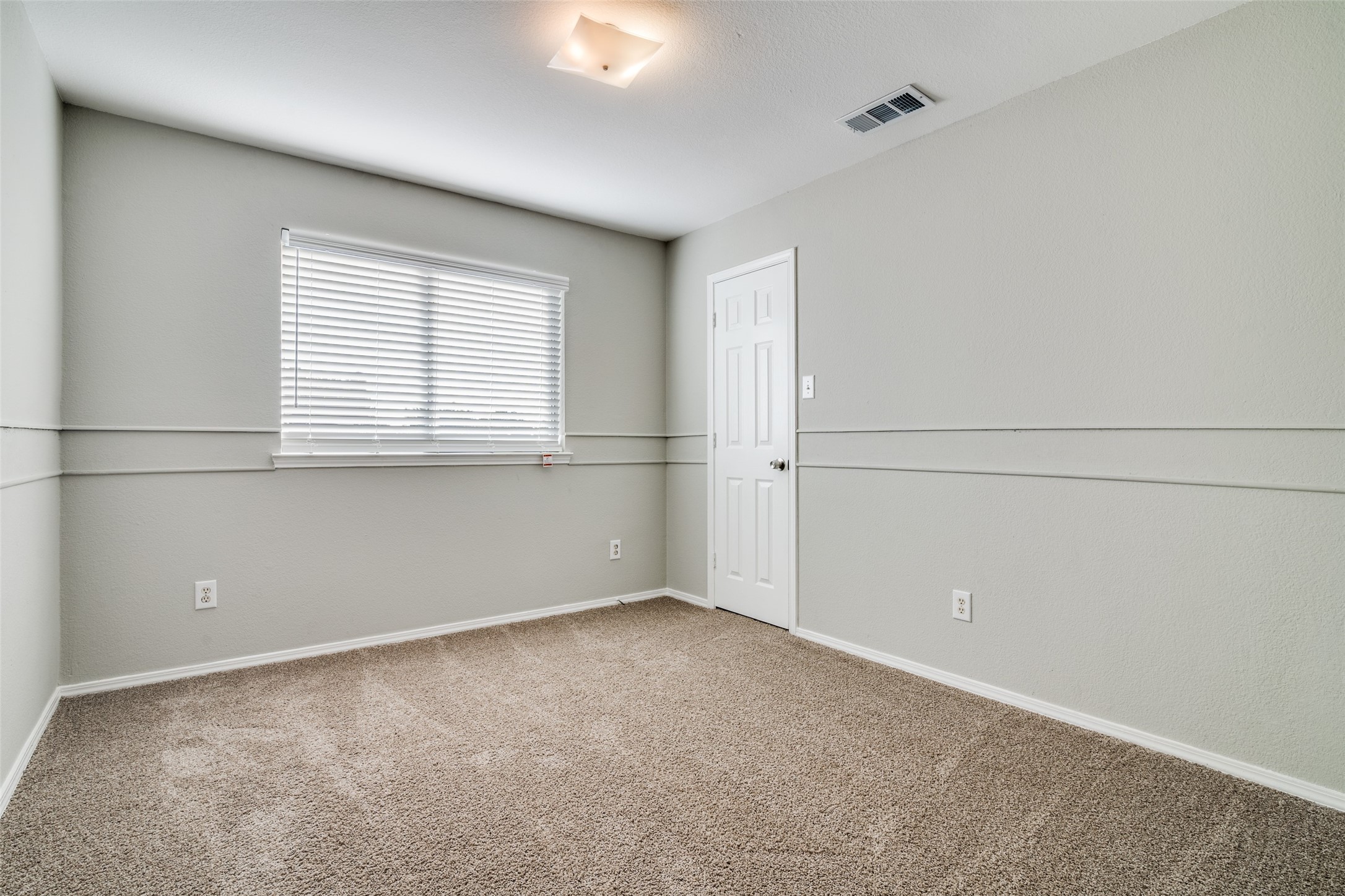 1366 Westview Drive Garland TX 75040