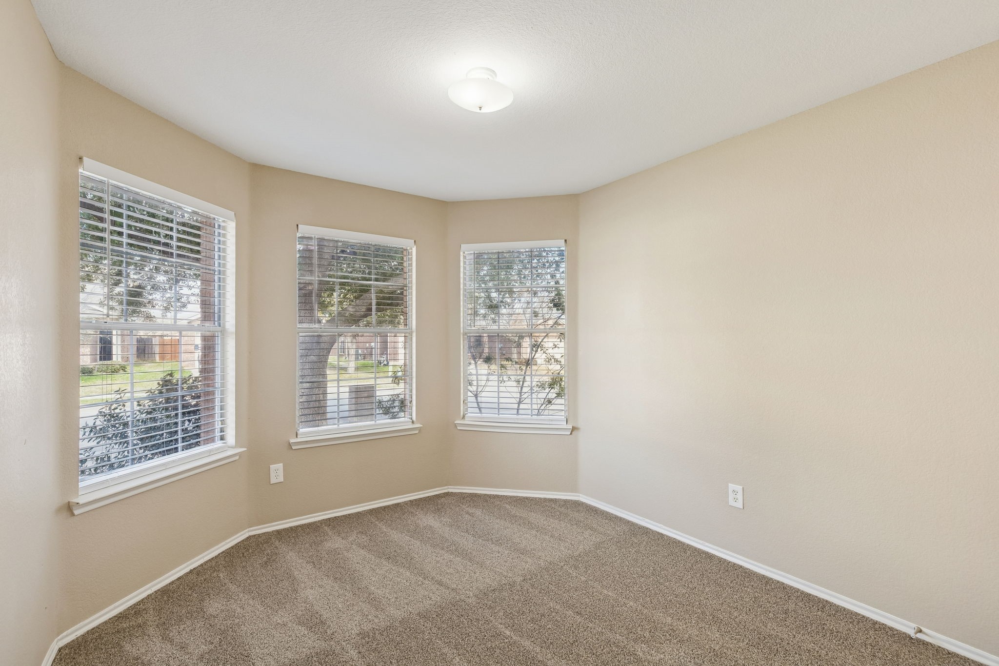 1131 Kielder Circle Fort Worth TX 76134