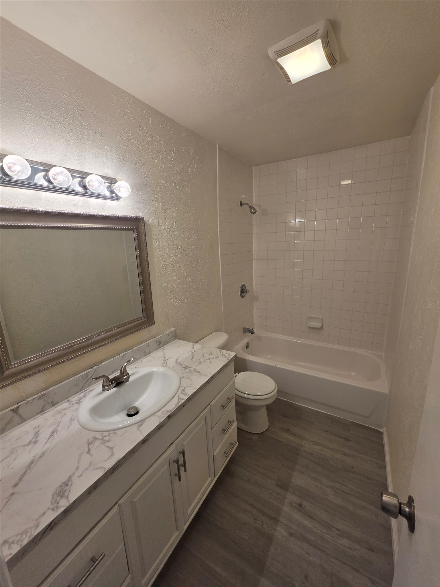 9804 Sophora Circle Dallas TX 75249