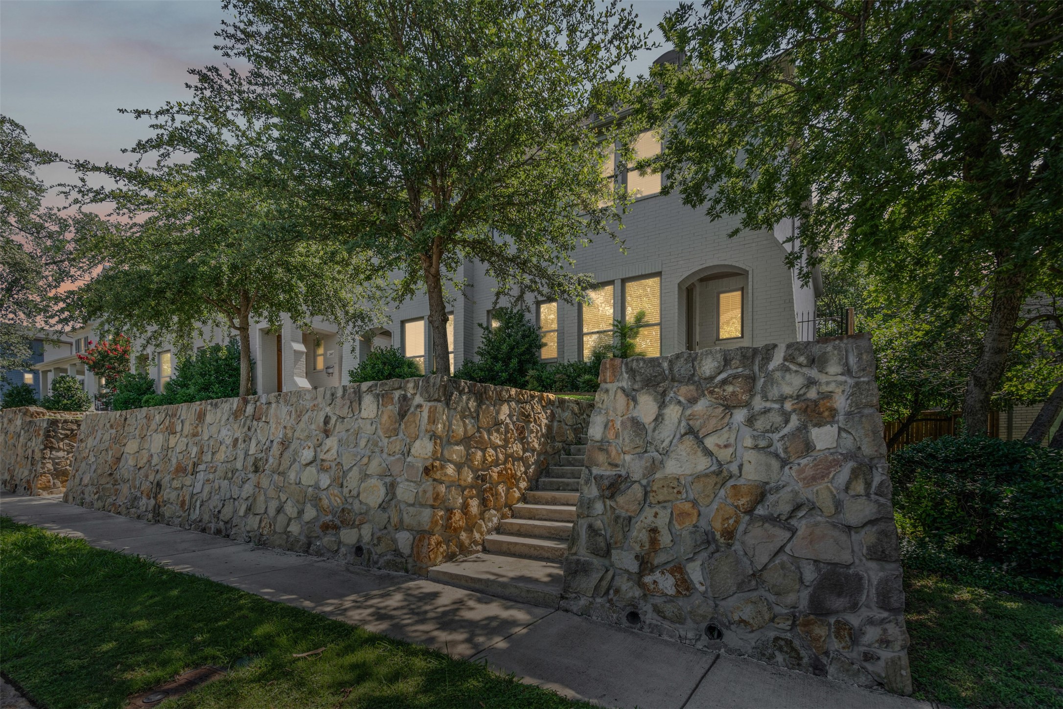 2611 Mccart Avenue Fort Worth TX 76110