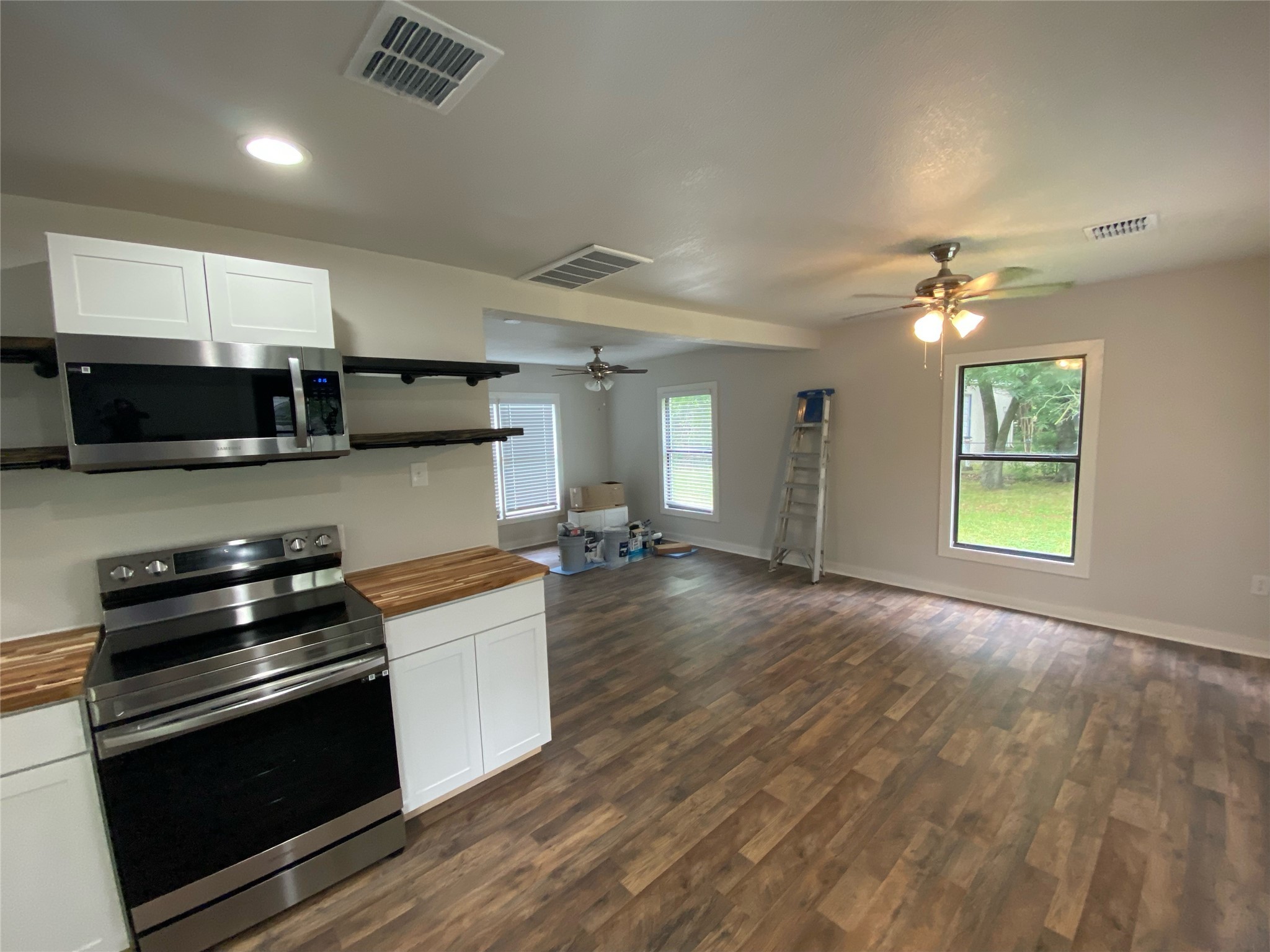 1736 E California Street Gainesville TX 76240