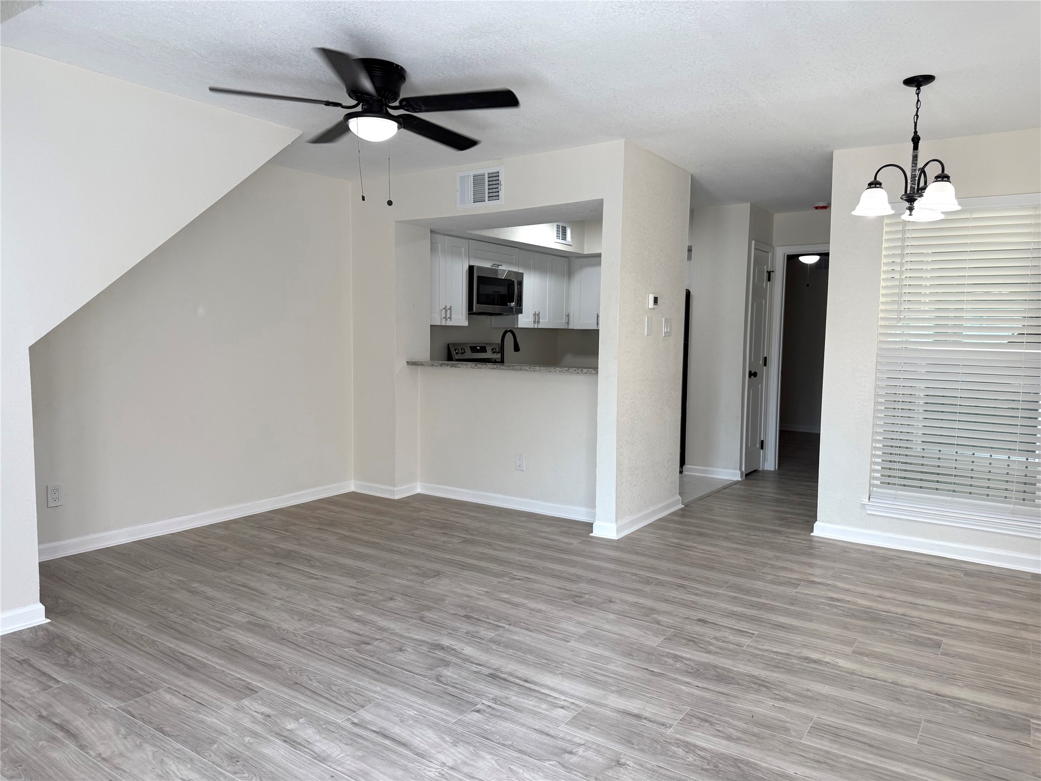 9801 Walnut Street Dallas TX 75243