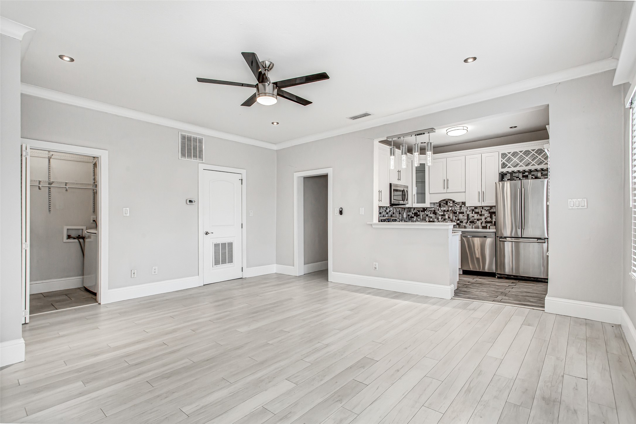 4719 Junius Street Dallas TX 75246