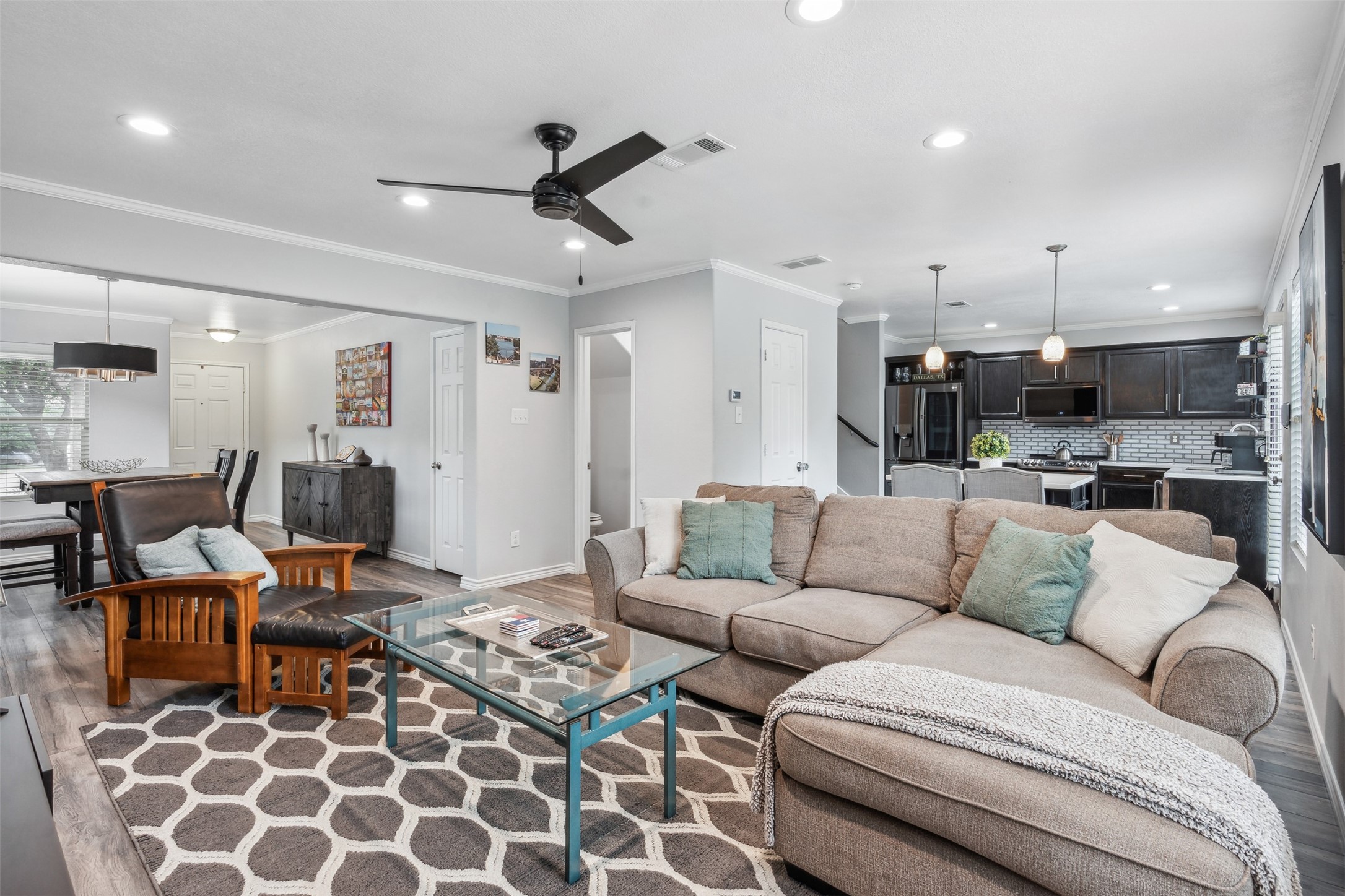 1823 Sea Gull Drive Dallas TX 75051