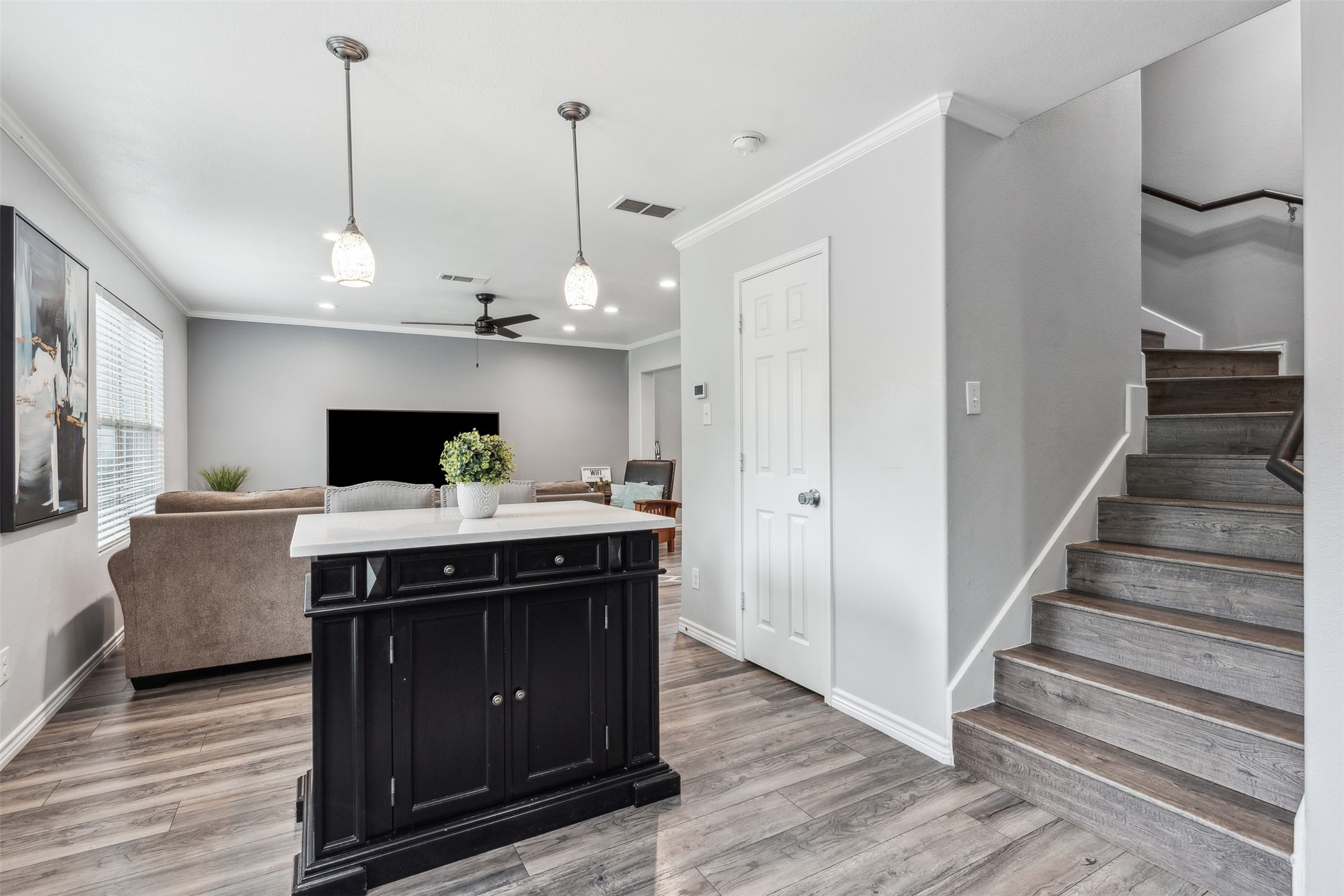 1823 Sea Gull Drive Dallas TX 75051