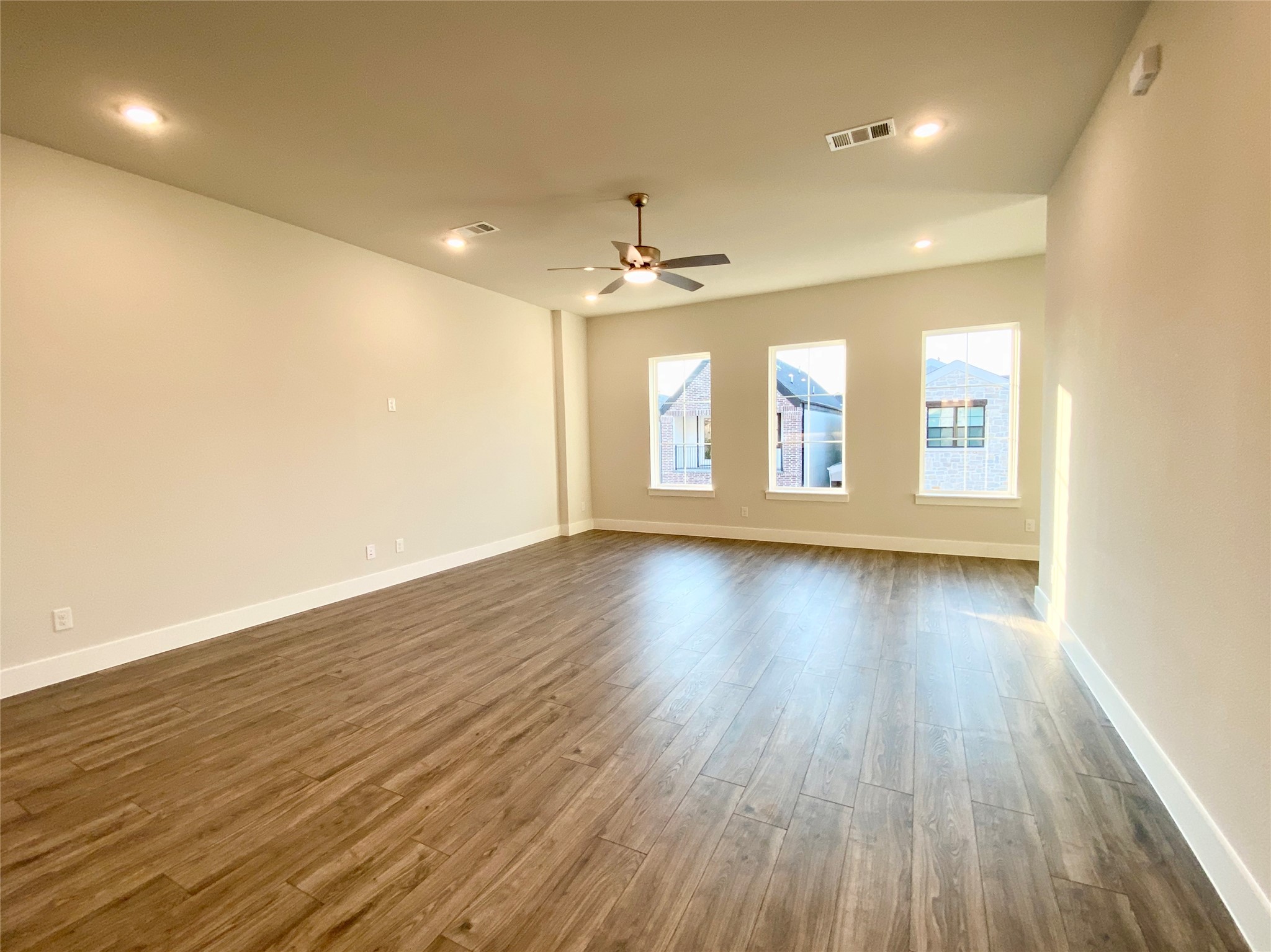 8210 Manoa Drive Dallas TX 75231