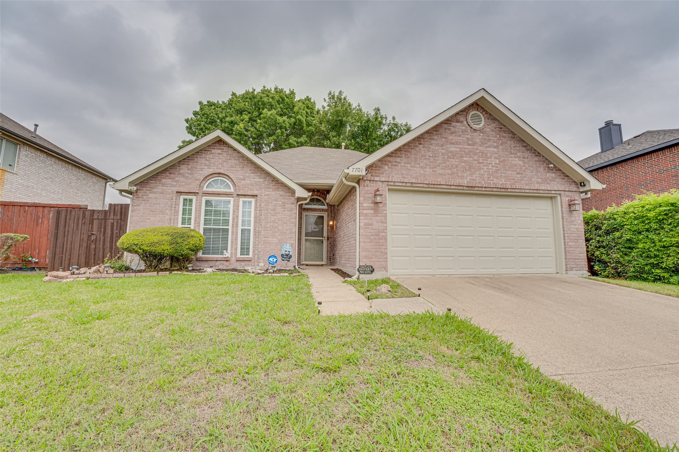 7701 Gillon Drive Rowlett TX 75089