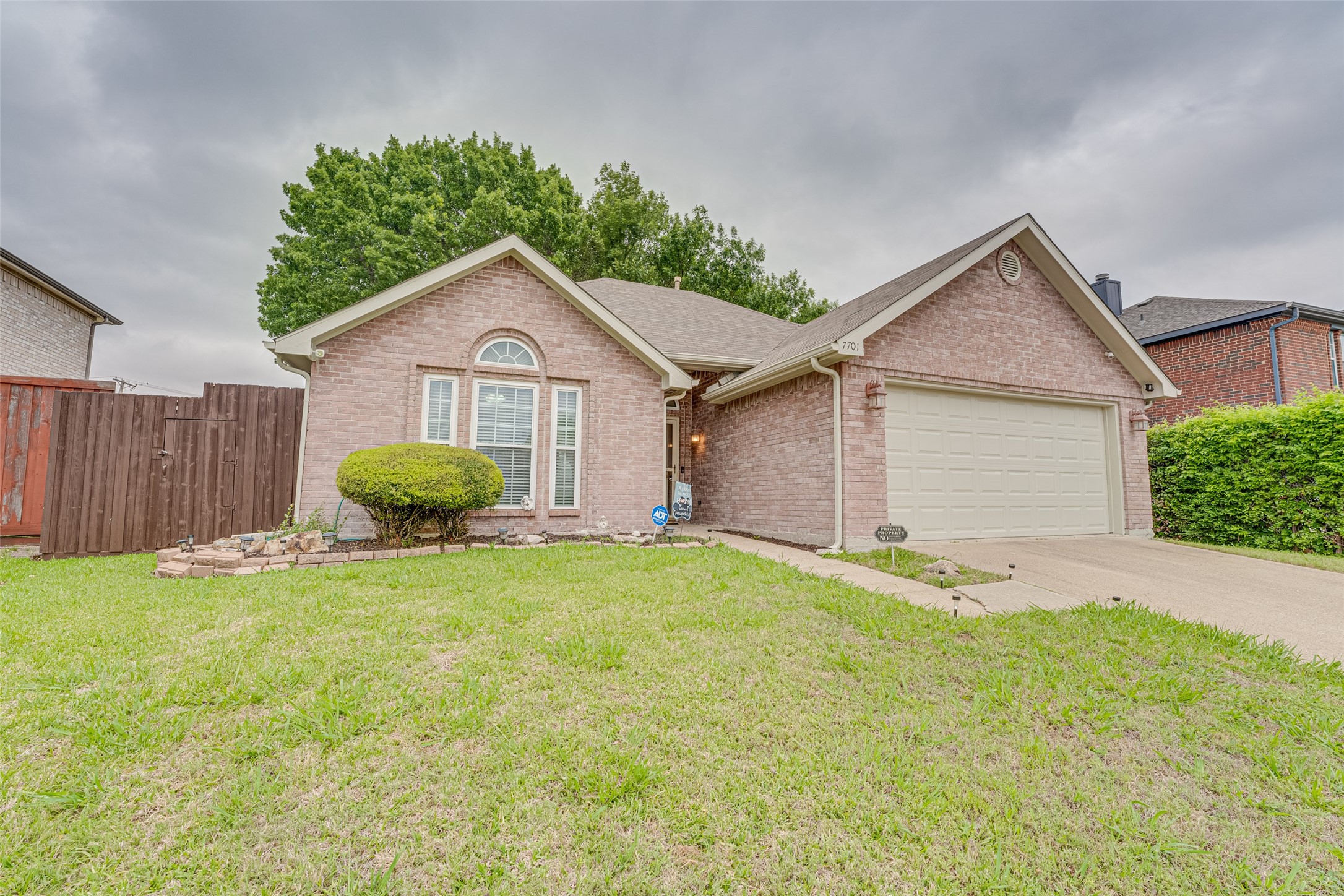 7701 Gillon Drive Rowlett TX 75089