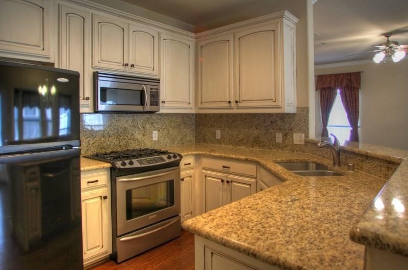 1913 Desoto Drive Mckinney TX 75072