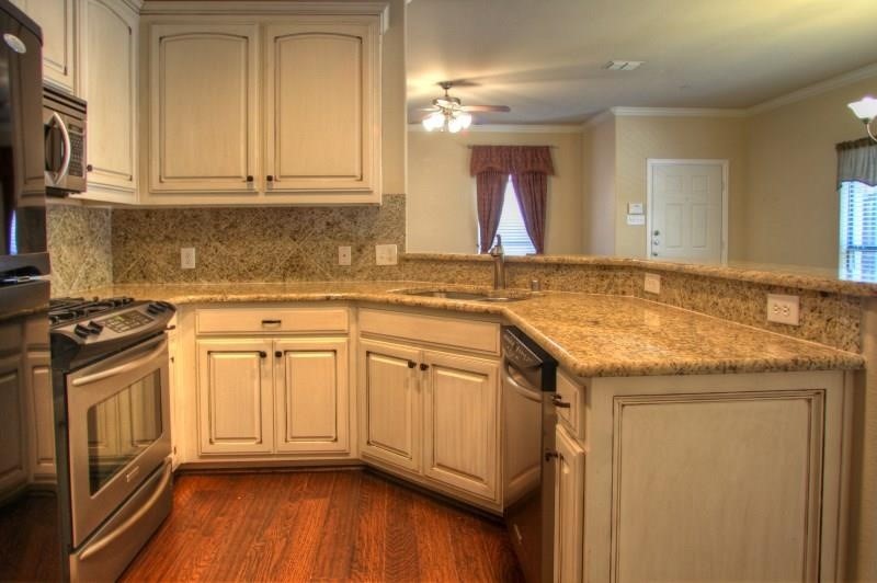 1913 Desoto Drive Mckinney TX 75072