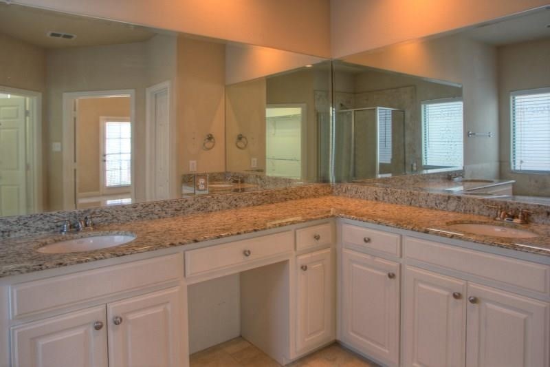 1913 Desoto Drive Mckinney TX 75072