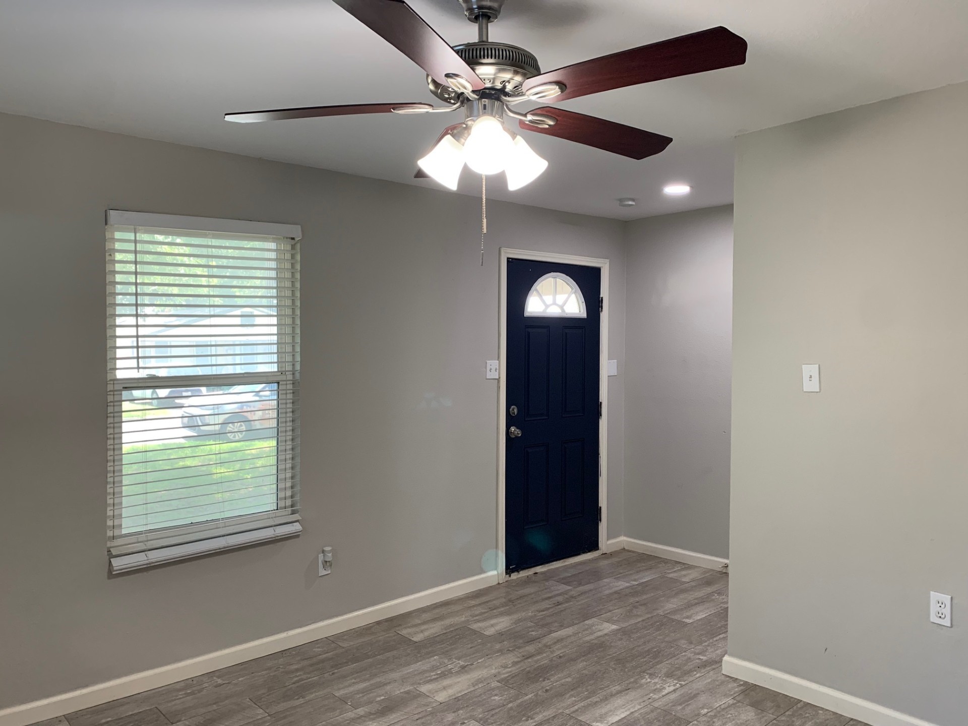 1107 Oxford Street River Oaks TX 76114