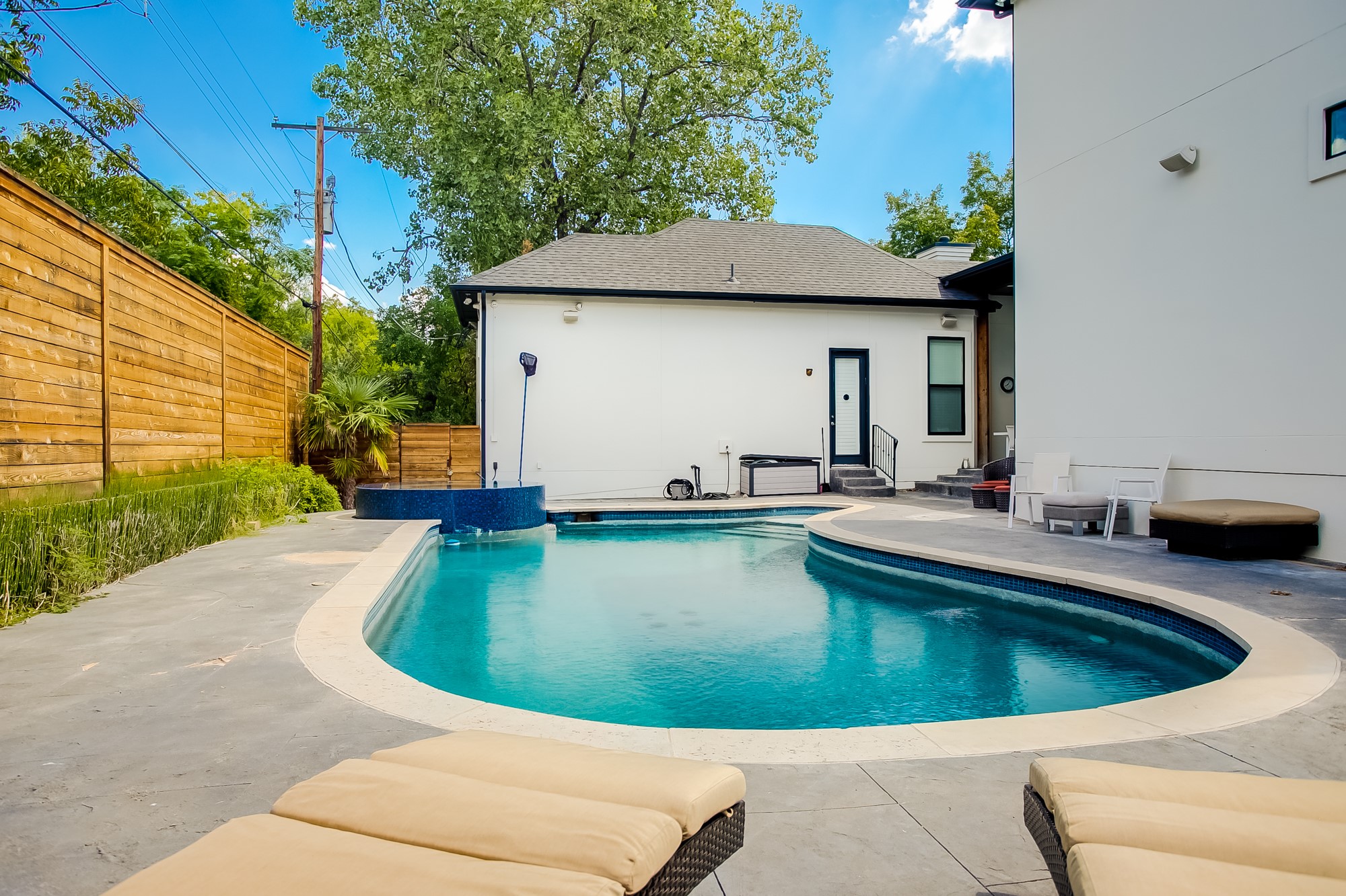 6319 Turner Way Dallas TX 75230
