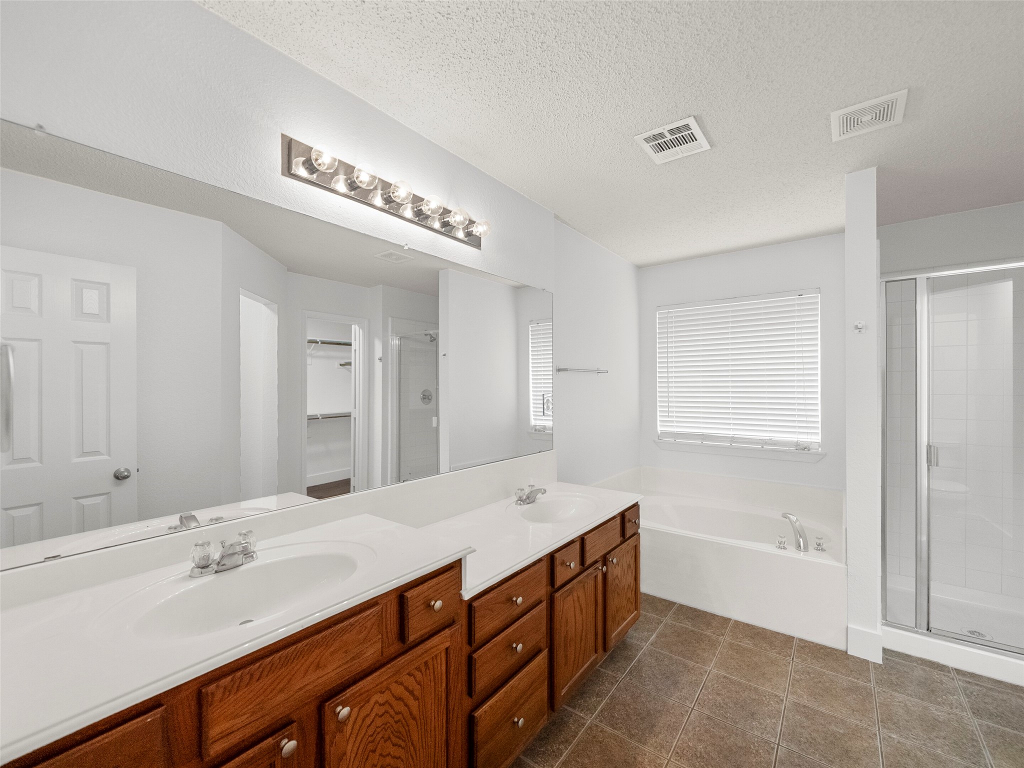 526 Wyoming Drive Murphy TX 75094