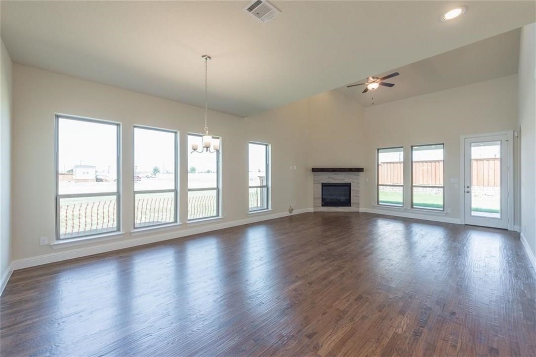 560 Thoroughbred Avenue Frisco TX 75036