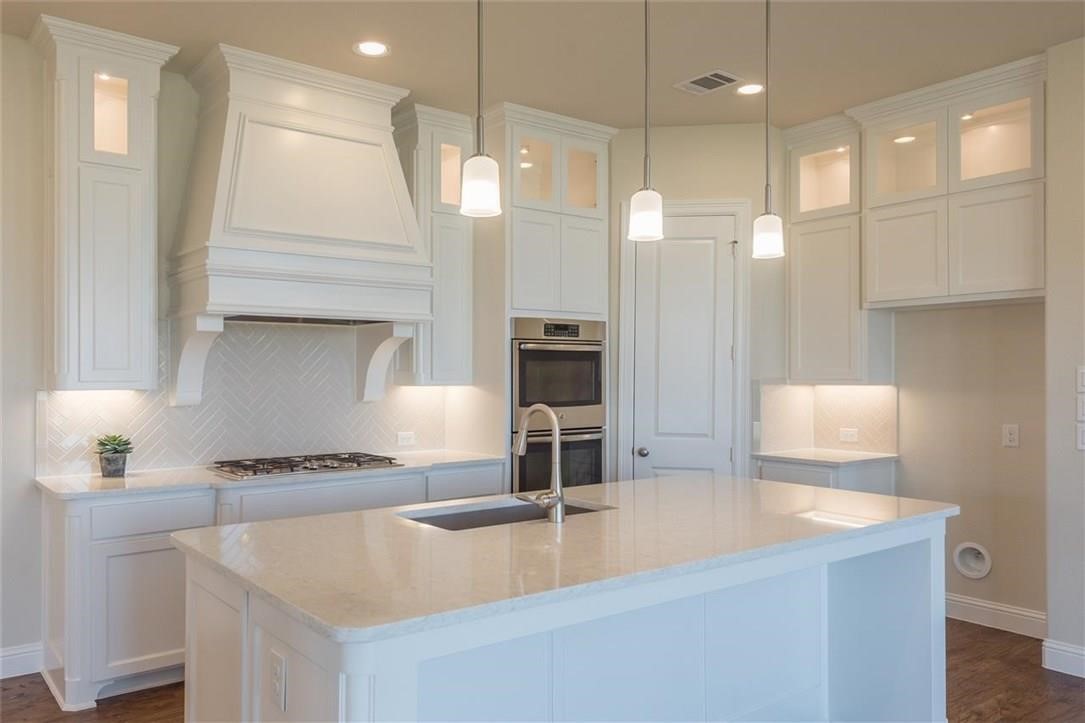 560 Thoroughbred Avenue Frisco TX 75036
