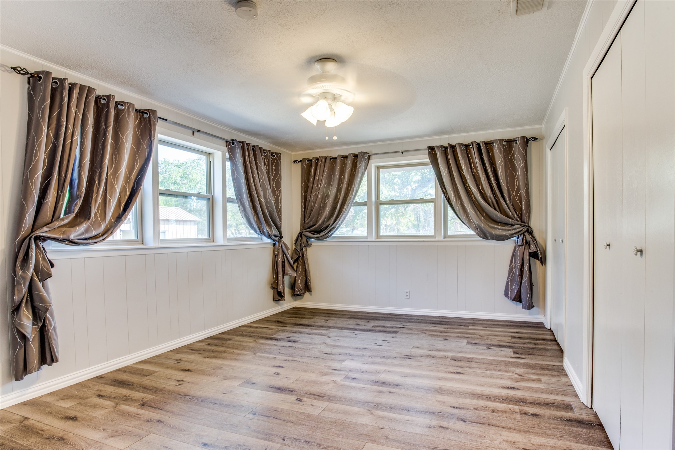 1120 Knob Hill Road Azle TX 76020