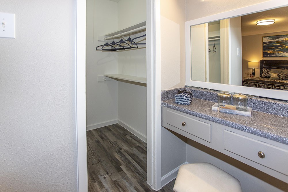 14208 Heritage Circle Farmers Branch TX 75234