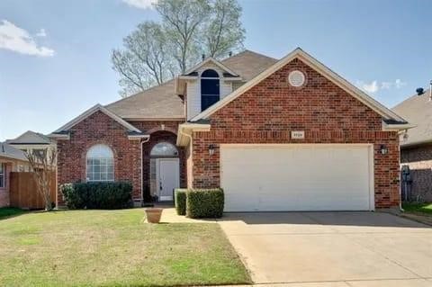 8729 Sunset Trace Drive Fort Worth TX 76244