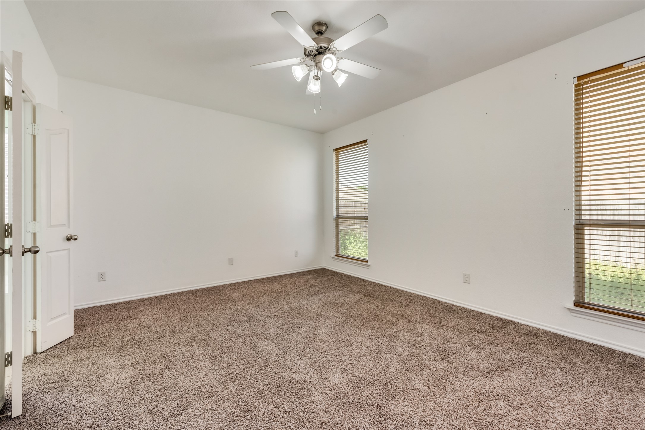5900 Ozark Drive Fort Worth TX 76131