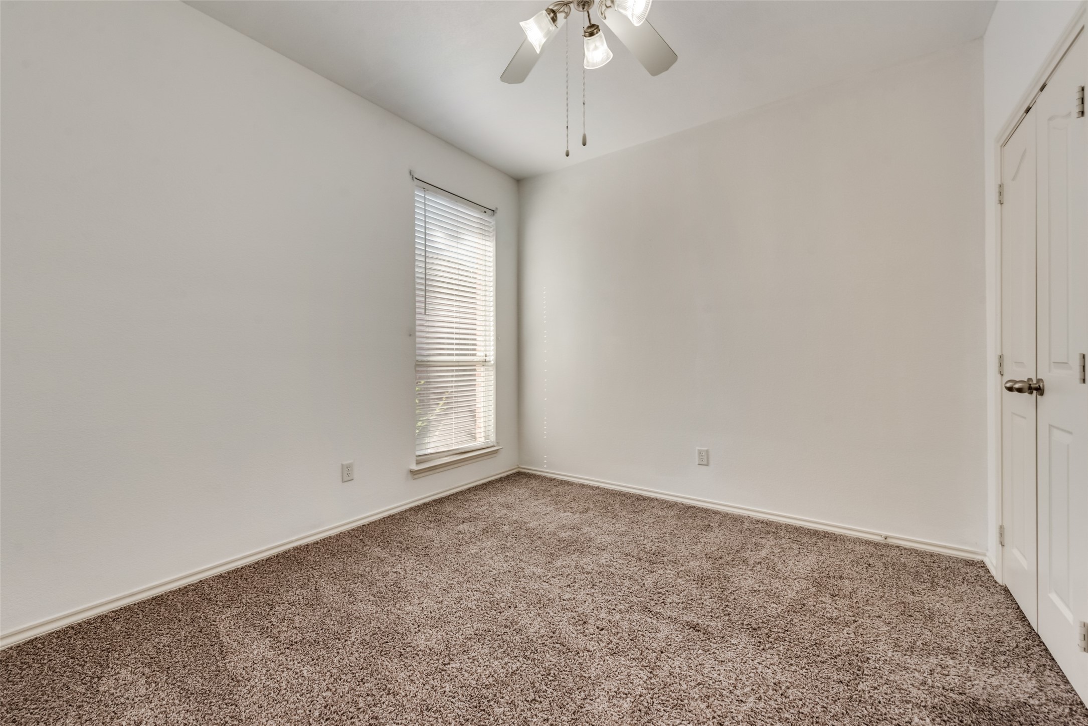 5900 Ozark Drive Fort Worth TX 76131