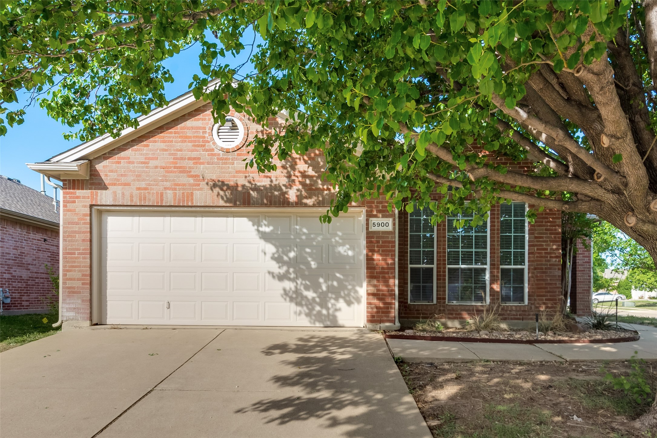 5900 Ozark Drive Fort Worth TX 76131