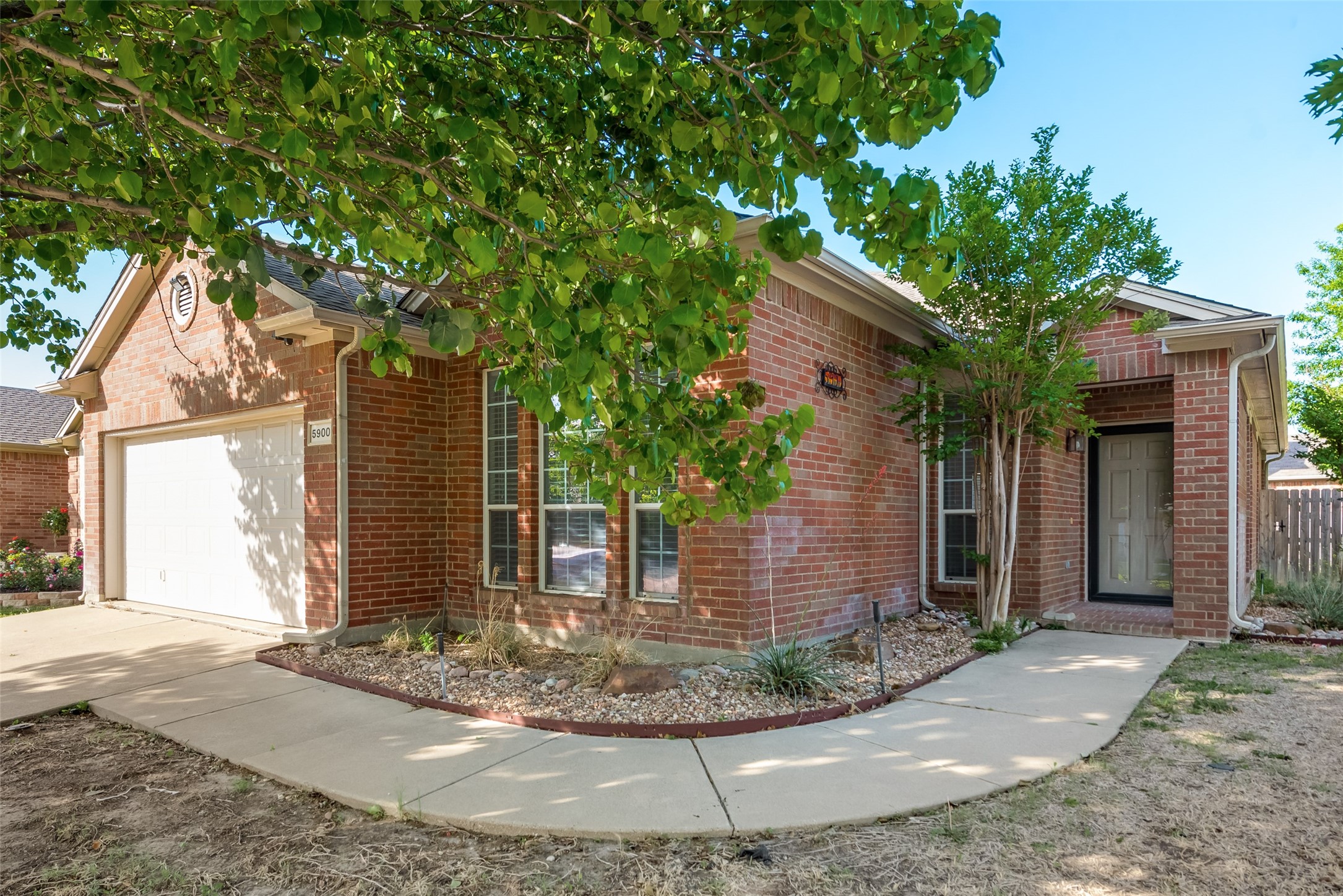 5900 Ozark Drive Fort Worth TX 76131