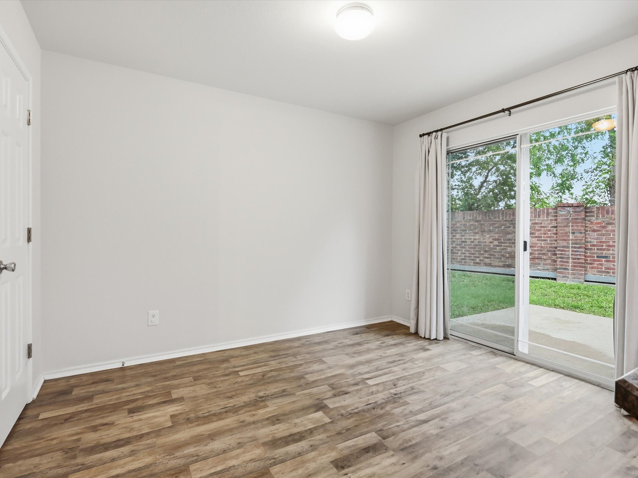 1356 N Cozumel Street Grand Prairie TX 75051