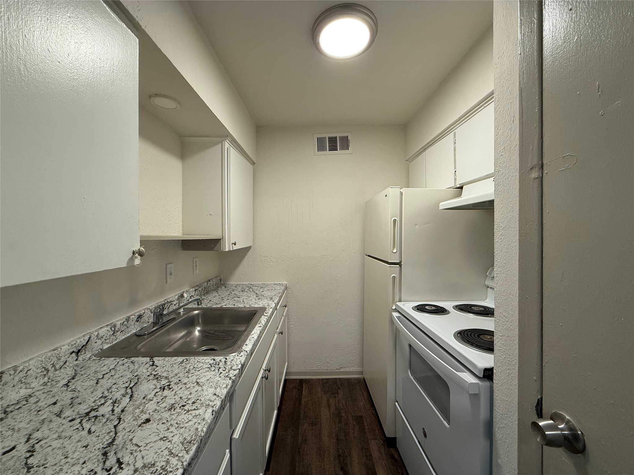 3627 Almazan Drive Dallas TX 75220