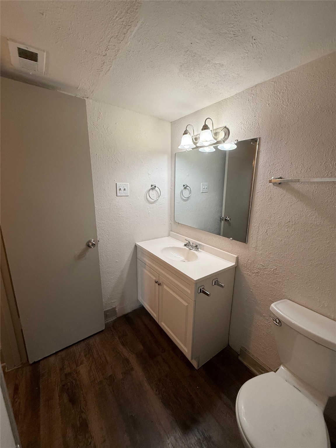 3627 Almazan Drive Dallas TX 75220