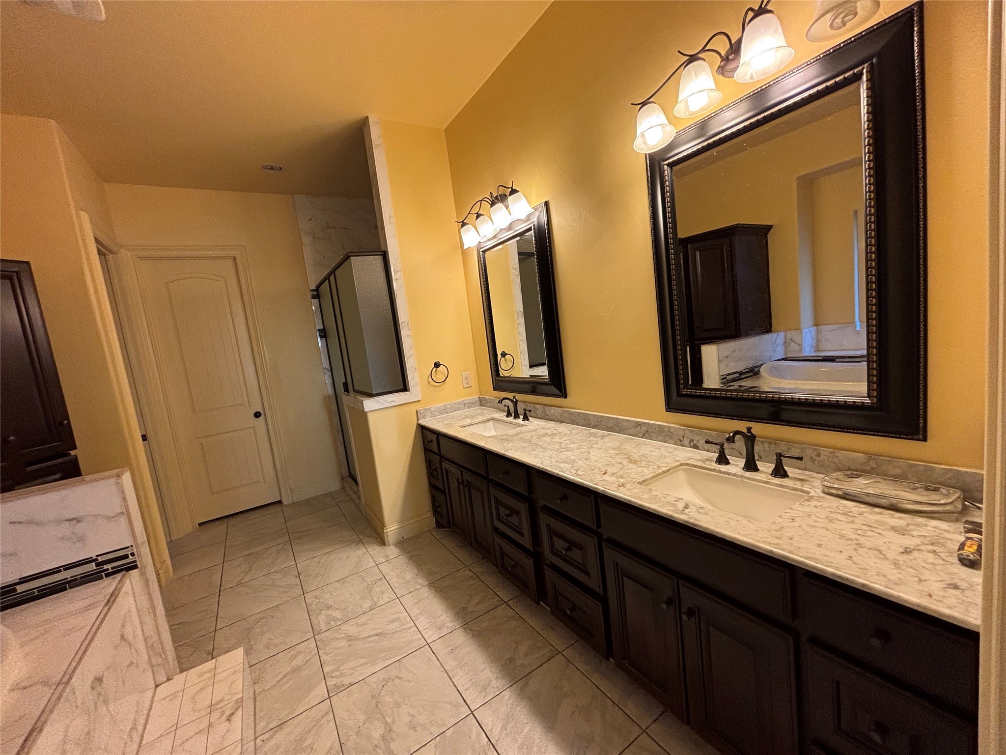 2807 Borama Drive Irving TX 75062