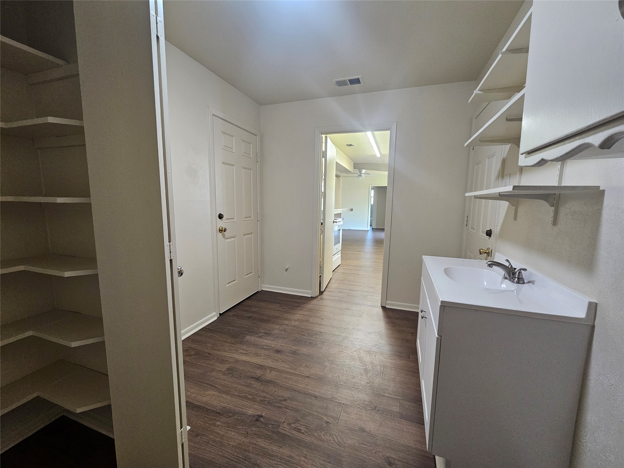 1216 W Bishop Street Weatherford TX 76086
