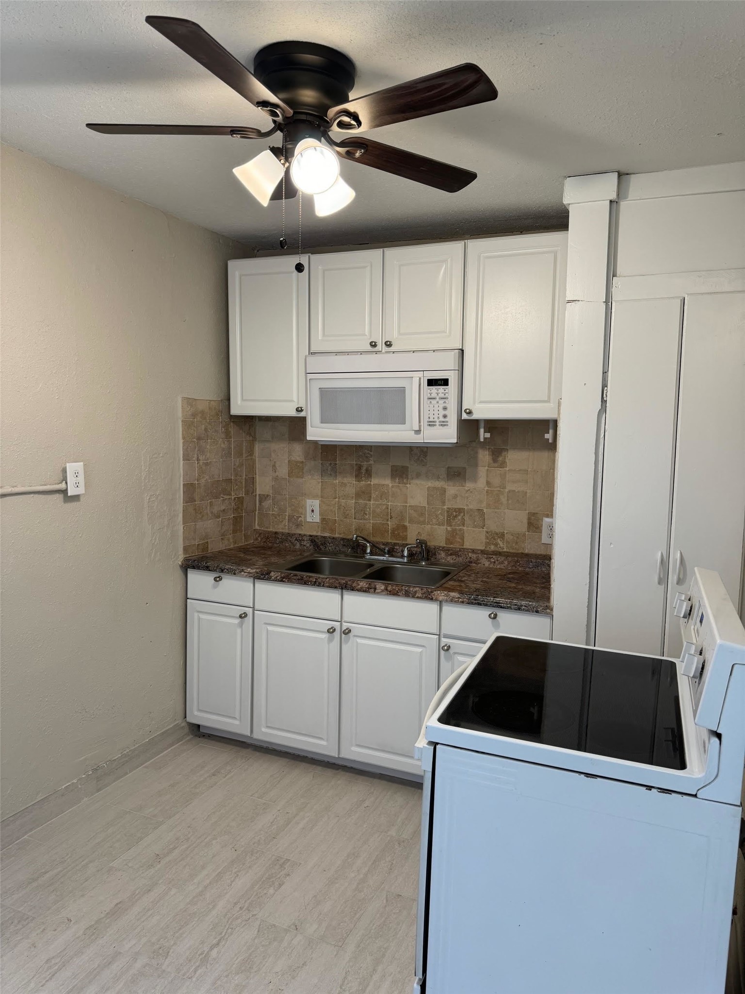 9020 Moran Street White Settlement TX 76108