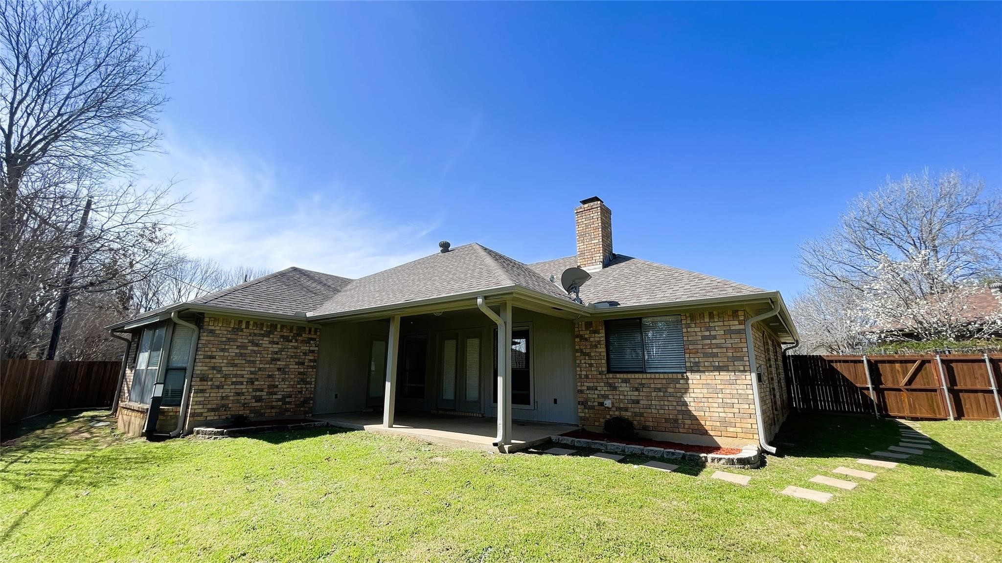 6119 Kingswood Drive Arlington TX 76001