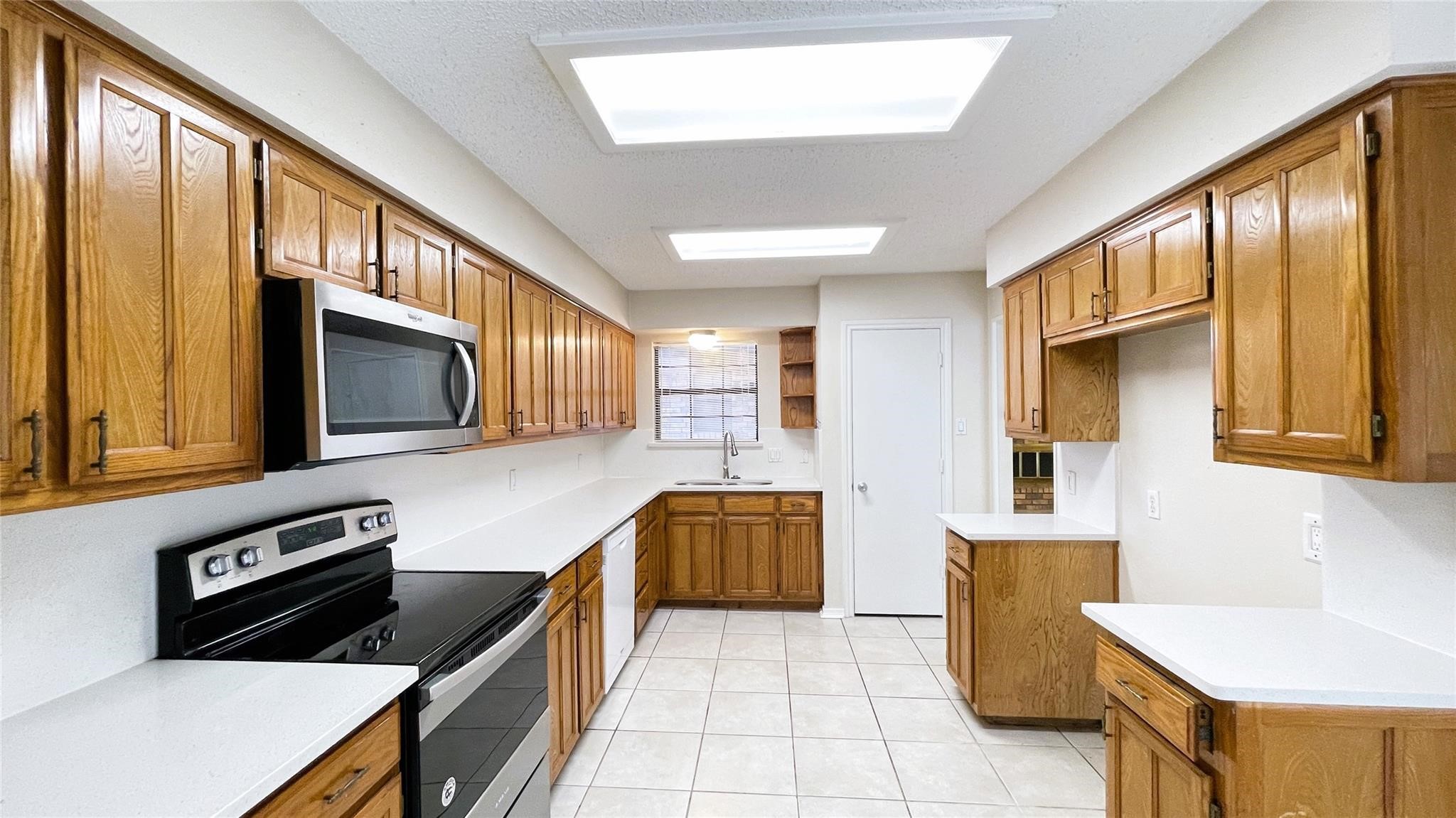 6119 Kingswood Drive Arlington TX 76001
