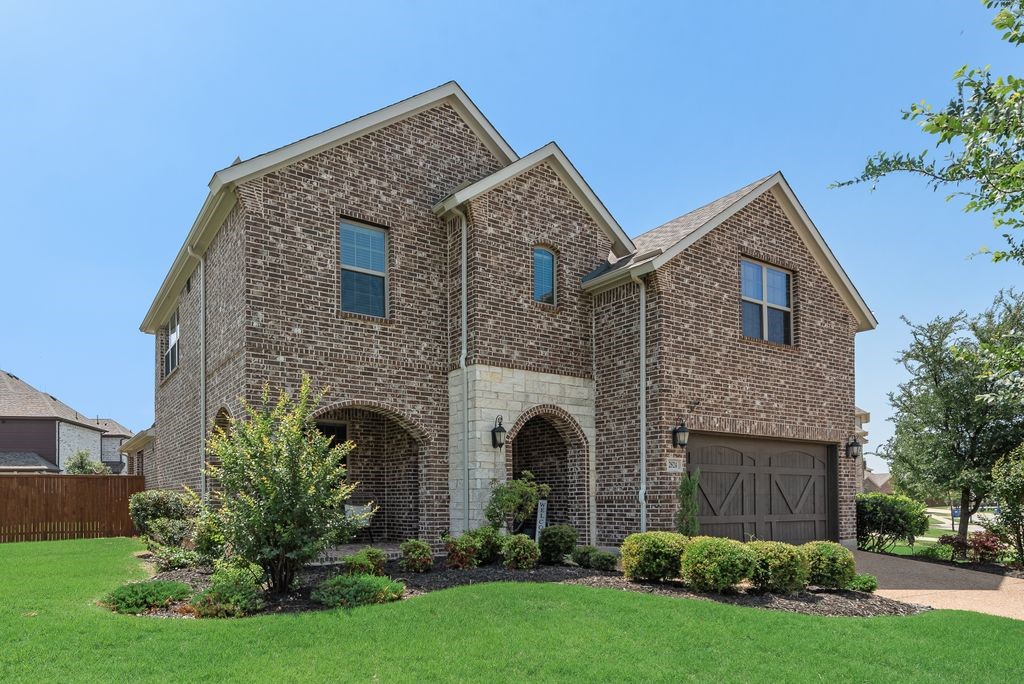 2824 Village Creek Street Celina TX 75078