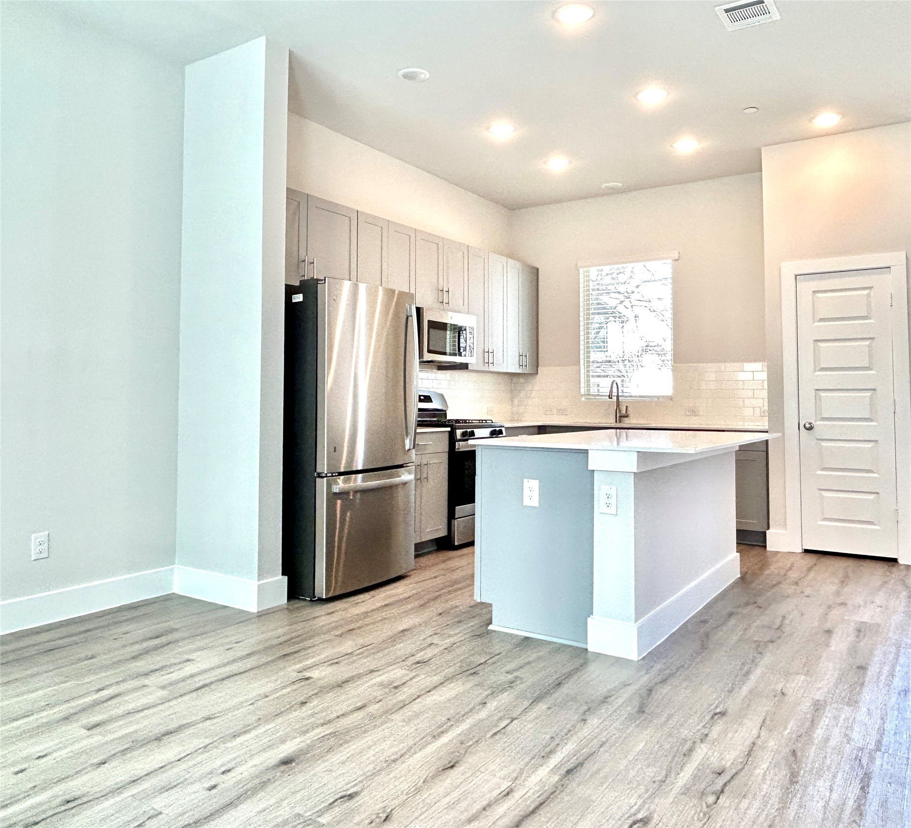 2501 Ascension Boulevard Arlington TX 76006