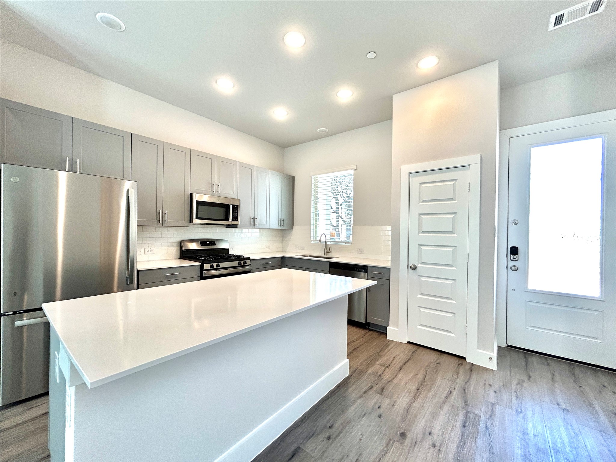 2501 Ascension Boulevard Arlington TX 76006