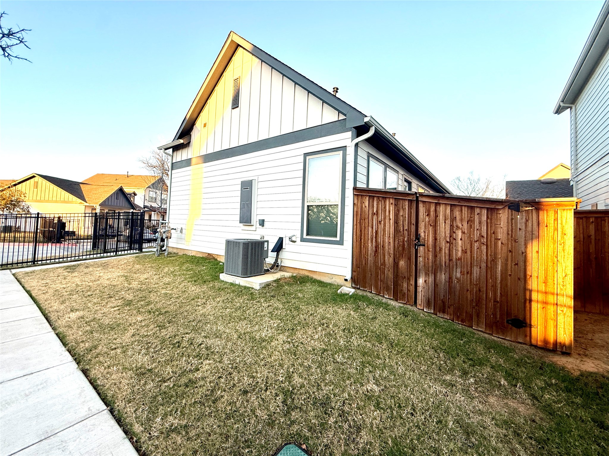 2501 Ascension Boulevard Arlington TX 76006