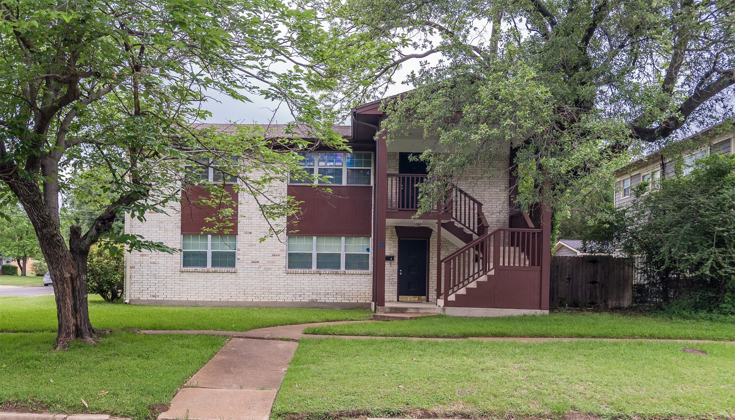508 W Baylor Street Ennis TX 75119